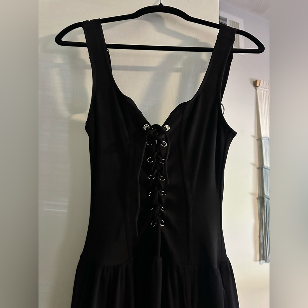 Dollhouse Midi Dress - Picture 4 of 7